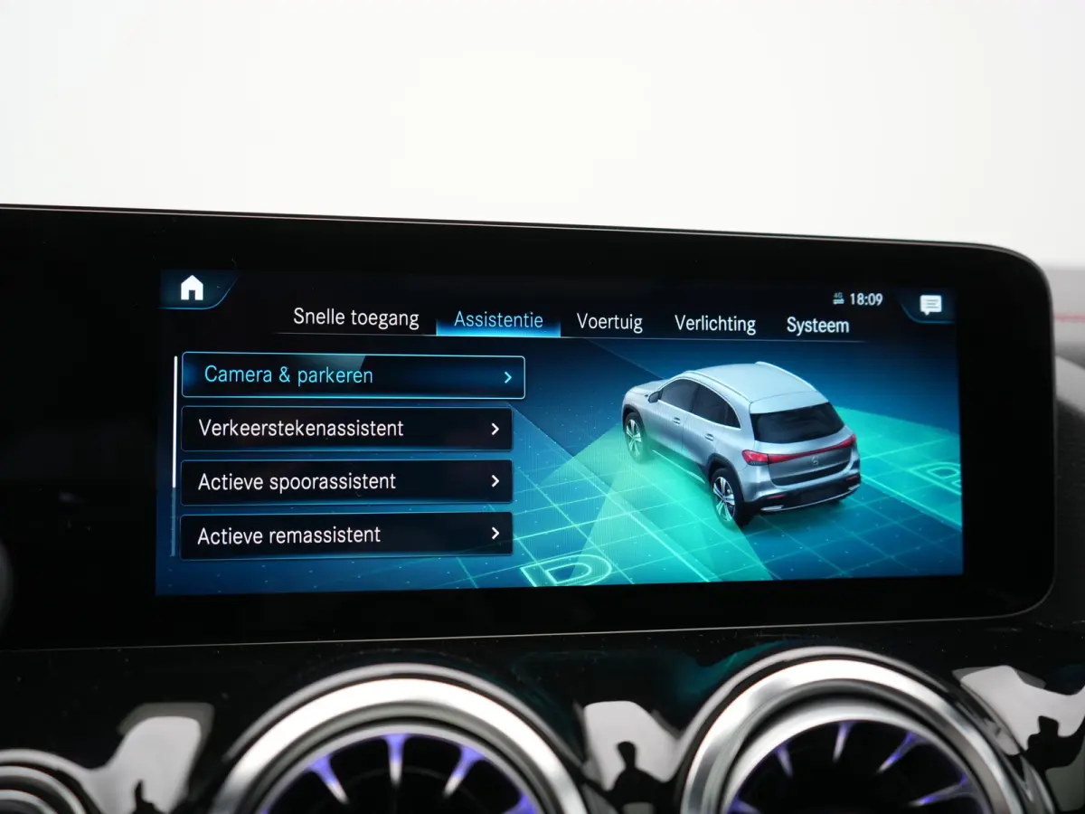 250 AMG Line 67 kWh 190pk Dealer O.H. | Panodak | Camera | Sfeerverlichting | Alcantara Sportstoelen Verwarmd | BLIS | Keyless | Apple Carplay | Cruise Control | Navigatie | DAB | Virtual |