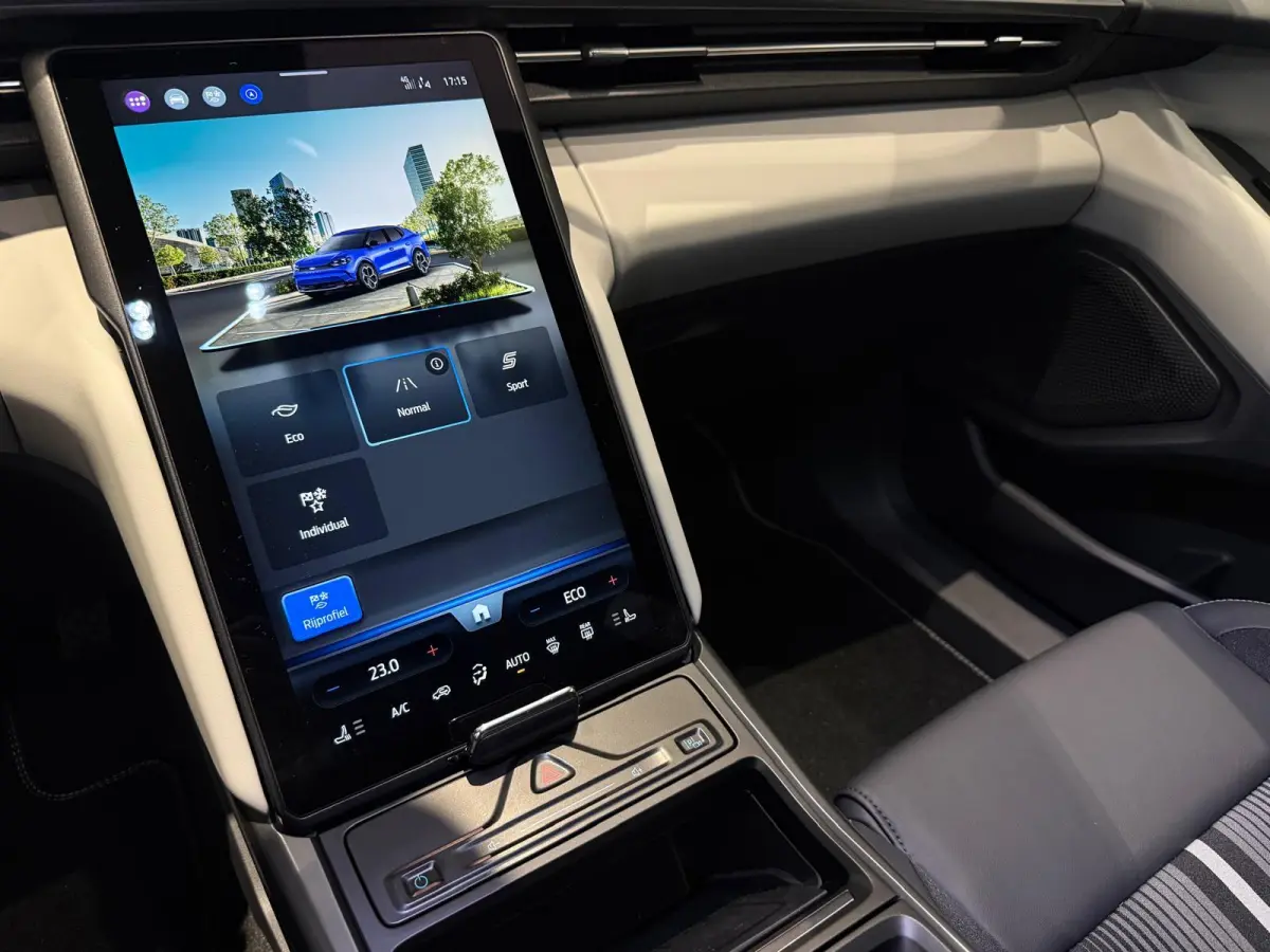 Select Extended Range RWD 77 kWh | TREKHAAK | WARMTEPOMP| B&O GELUIDSSYSTEEM|