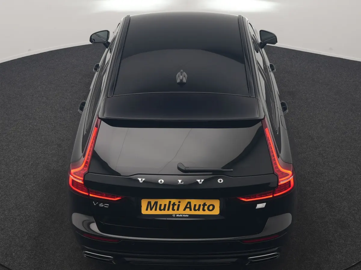 T6 Recharge AWD R-Design PHEV 340pk Dealer O.H. | SOH 82,8% | Camera | Harman / Kardon | Lederen Sportstoelen Memory & Verwarmd | Stuur Verwarmd | Keyless | BLIS | Cruise Control | Apple Car