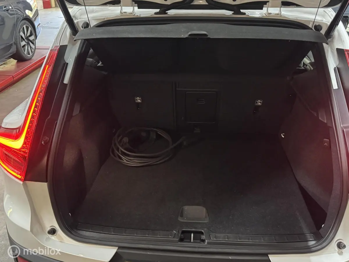 1.5 T4 Plug-in hybrid Ultimate Dark
