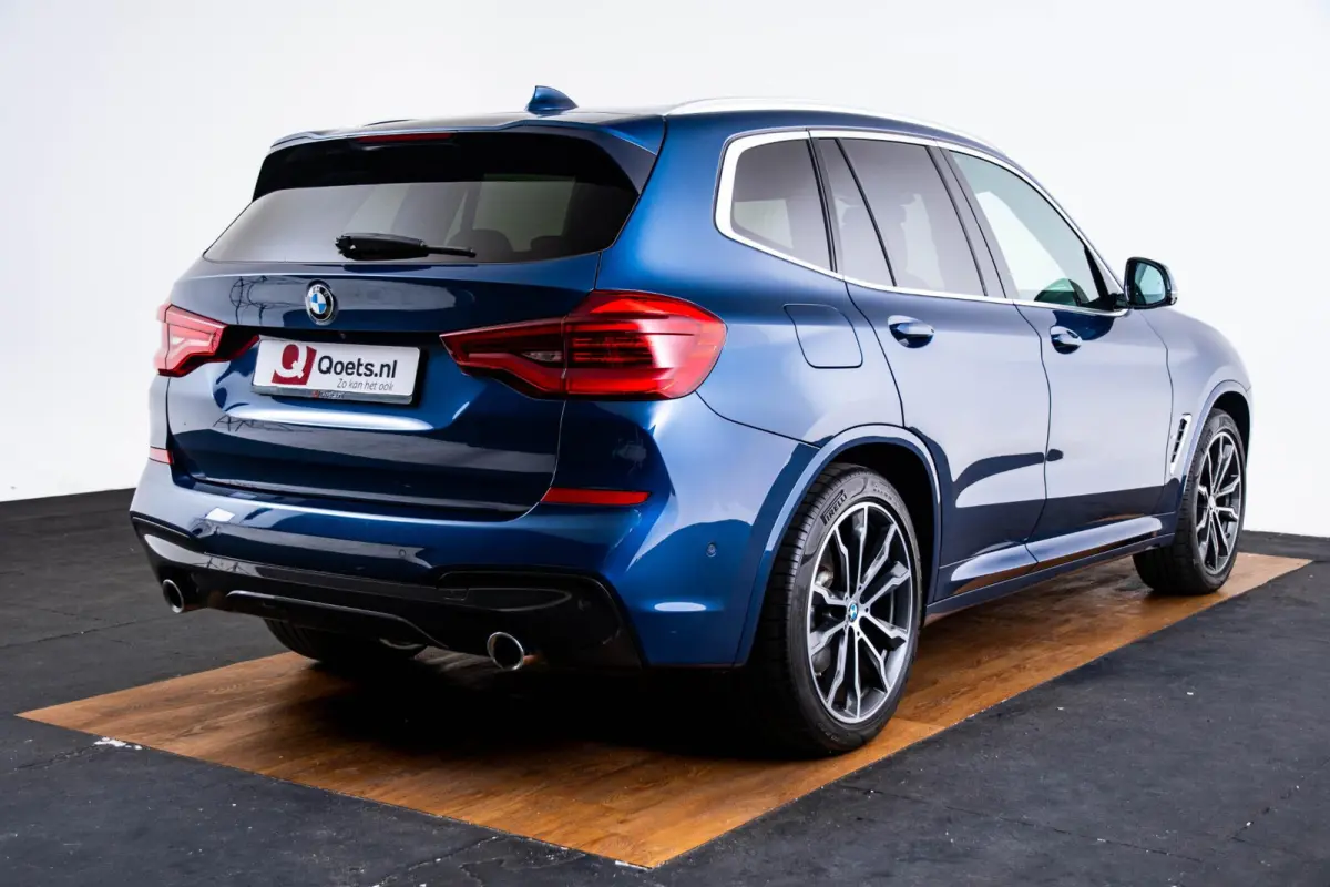 xDrive30e High Executive M Sport - Trekhaak - Panoramadak - Driving/Parking assistant plus - Comfort Access - Stoelverwarming voor/achter - Head up - Harman Kardon - Ambiance verlichting -