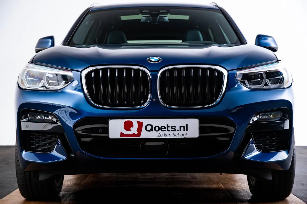 xDrive30e High Executive M Sport - Trekhaak - Panoramadak - Driving/Parking assistant plus - Comfort Access - Stoelverwarming voor/achter - Head up - Harman Kardon - Ambiance verlichting -