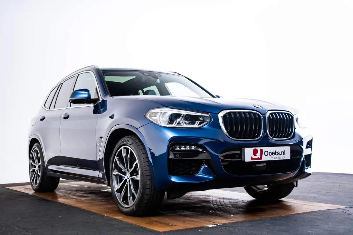 xDrive30e High Executive M Sport - Trekhaak - Panoramadak - Driving/Parking assistant plus - Comfort Access - Stoelverwarming voor/achter - Head up - Harman Kardon - Ambiance verlichting -
