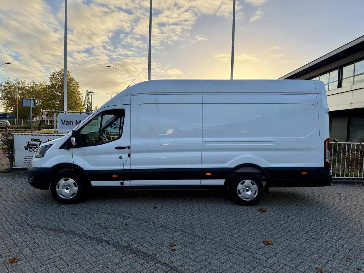 350 L4H3 Trend 89 kWh Navigatie | Adaptieve cruise Controle | Laadruimte inrichting | 360 graden Camera | Apple Carplay & Android Auto