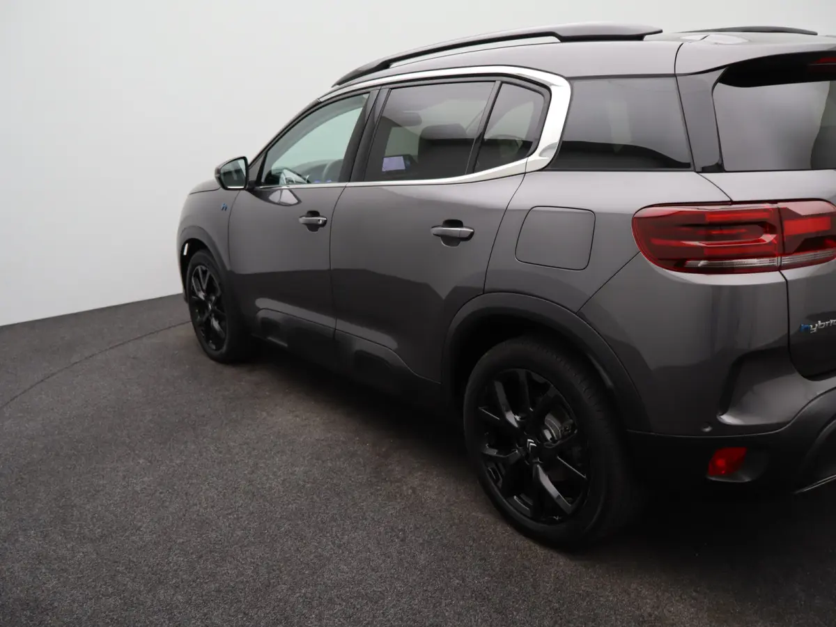 1.6 Plug-in Hybrid 225pk Plus 98,5% SOH | Carplay | Panoramadak | Elek. Verstelbare Stoelen met geheugen | Camera | PDC V+A | Keyless | Origineel NL!