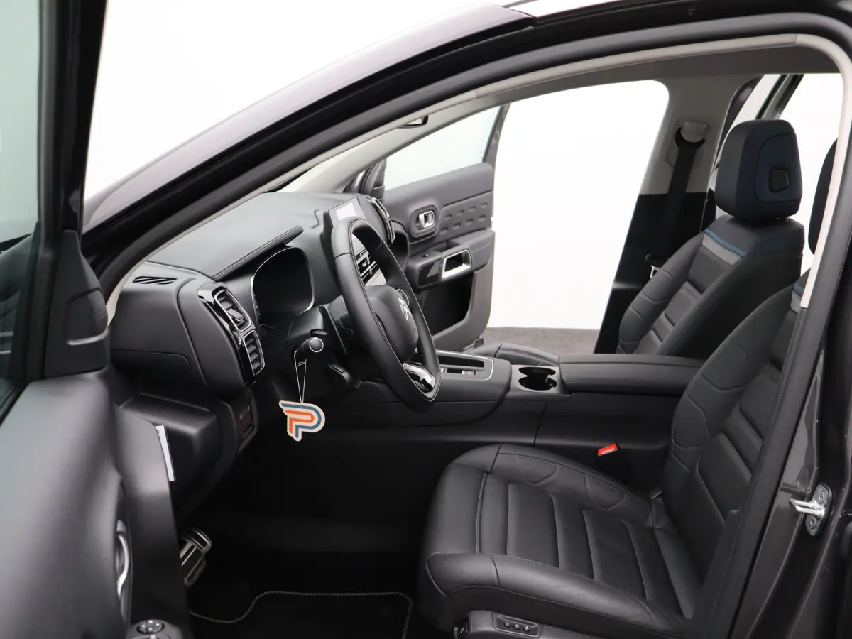 1.6 Plug-in Hybrid 225pk Plus 98,5% SOH | Carplay | Panoramadak | Elek. Verstelbare Stoelen met geheugen | Camera | PDC V+A | Keyless | Origineel NL!