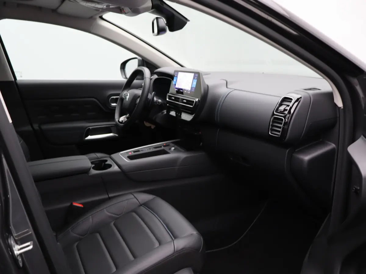 1.6 Plug-in Hybrid 225pk Plus 98,5% SOH | Carplay | Panoramadak | Elek. Verstelbare Stoelen met geheugen | Camera | PDC V+A | Keyless | Origineel NL!