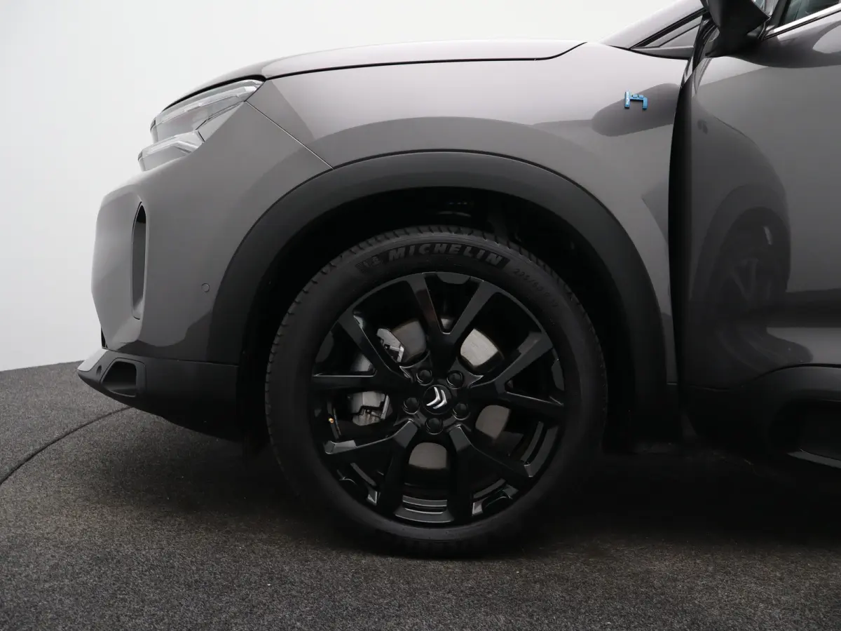 1.6 Plug-in Hybrid 225pk Plus 98,5% SOH | Carplay | Panoramadak | Elek. Verstelbare Stoelen met geheugen | Camera | PDC V+A | Keyless | Origineel NL!