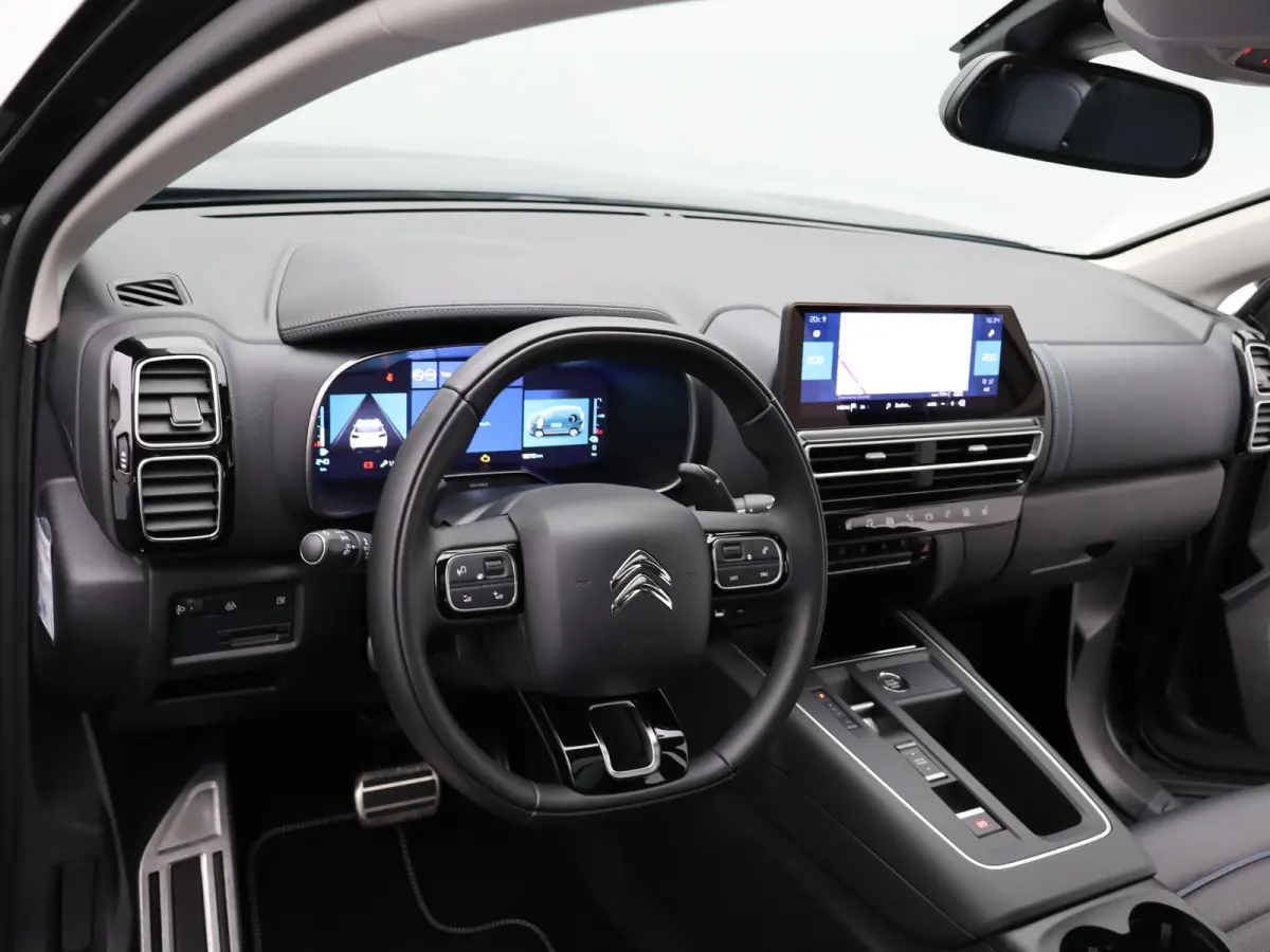 1.6 Plug-in Hybrid 225pk Plus 98,5% SOH | Carplay | Panoramadak | Elek. Verstelbare Stoelen met geheugen | Camera | PDC V+A | Keyless | Origineel NL!