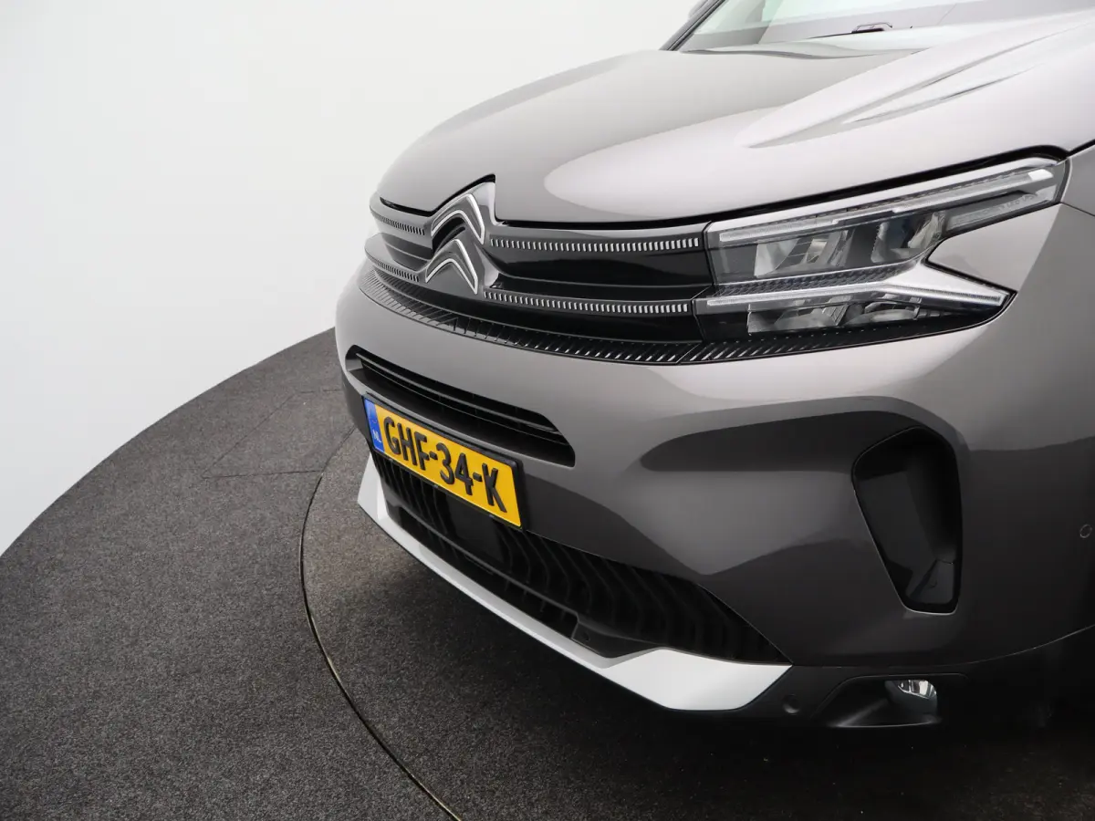 1.6 Plug-in Hybrid 225pk Plus 98,5% SOH | Carplay | Panoramadak | Elek. Verstelbare Stoelen met geheugen | Camera | PDC V+A | Keyless | Origineel NL!