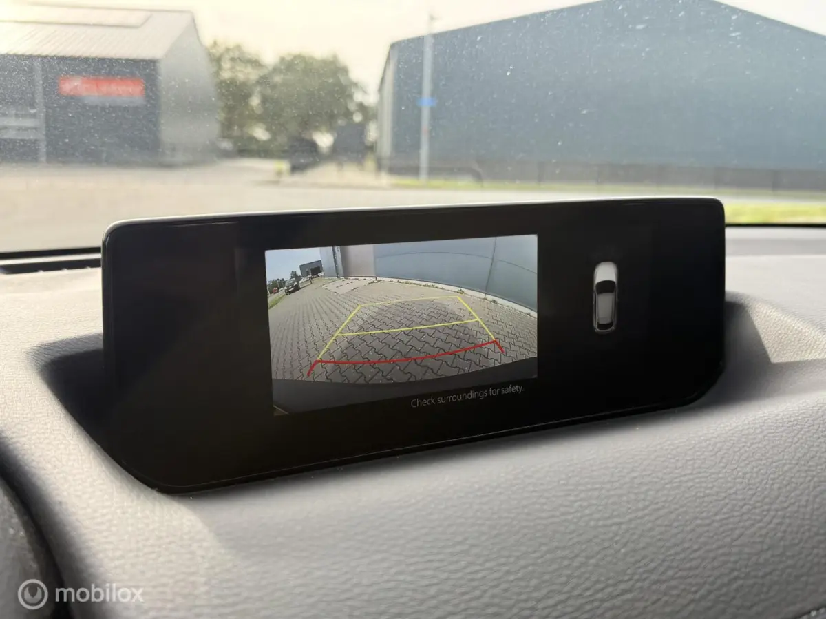 e-SkyActiv 145 | SOH 93% | ACCUGARANTIE | HUD | STOEL- & STUURVERWARMING | ADAPTIVE CRUISE | CAMERA | KEYLESS