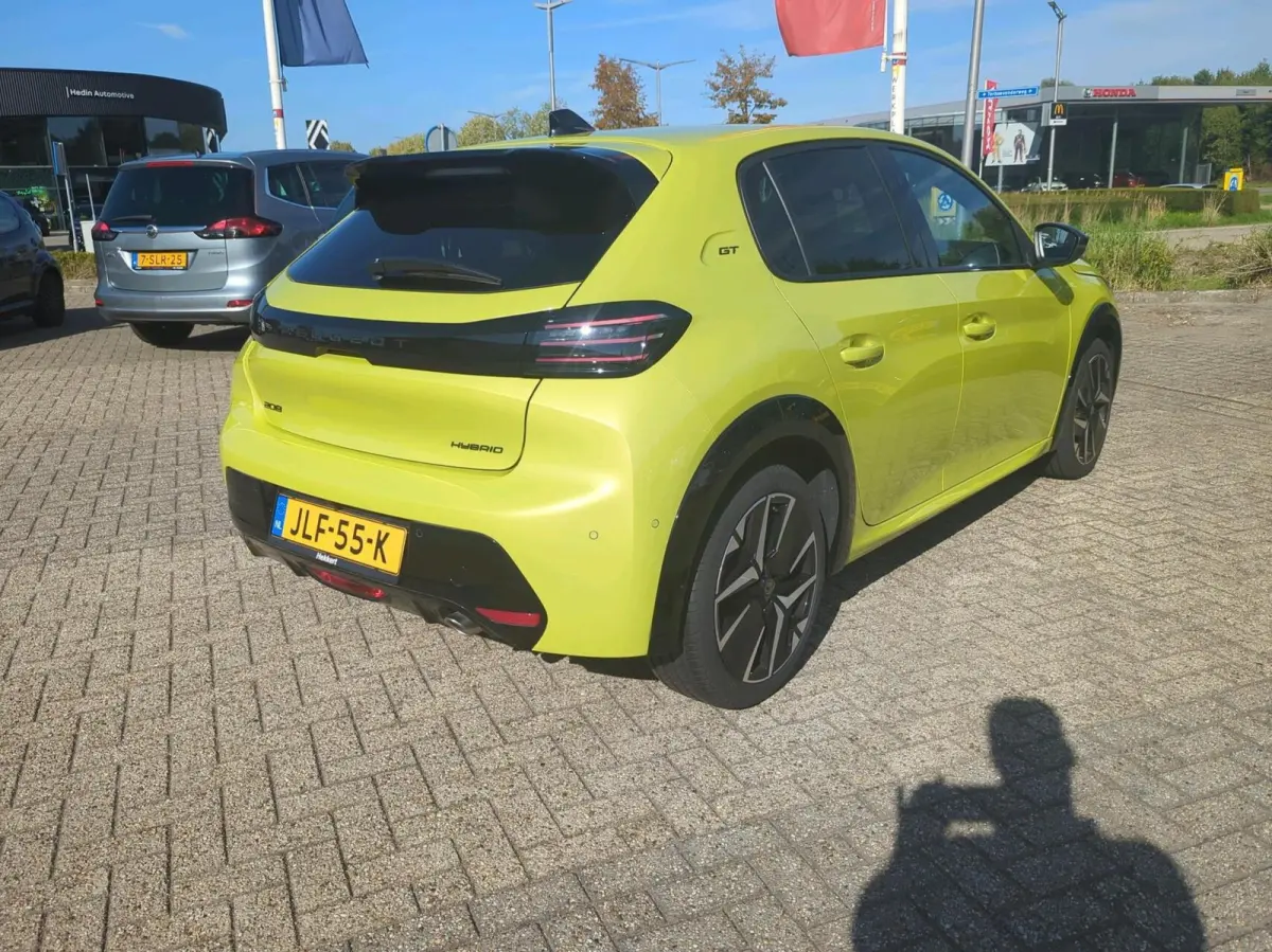 1.2 Hybrid 110 e-DCS6 GT | 2752km! | Camera | Climate |