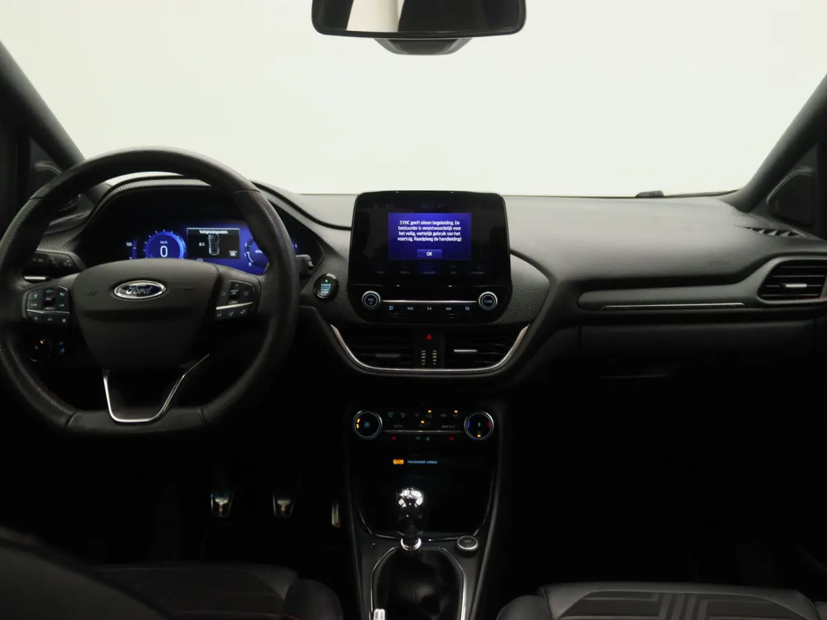 1.0 EcoBoost ST-Line X | Apple Carplay/Android Auto | B&O | Achteruitrijcamera | Winterpakket| Lichtmetalen Velgen |