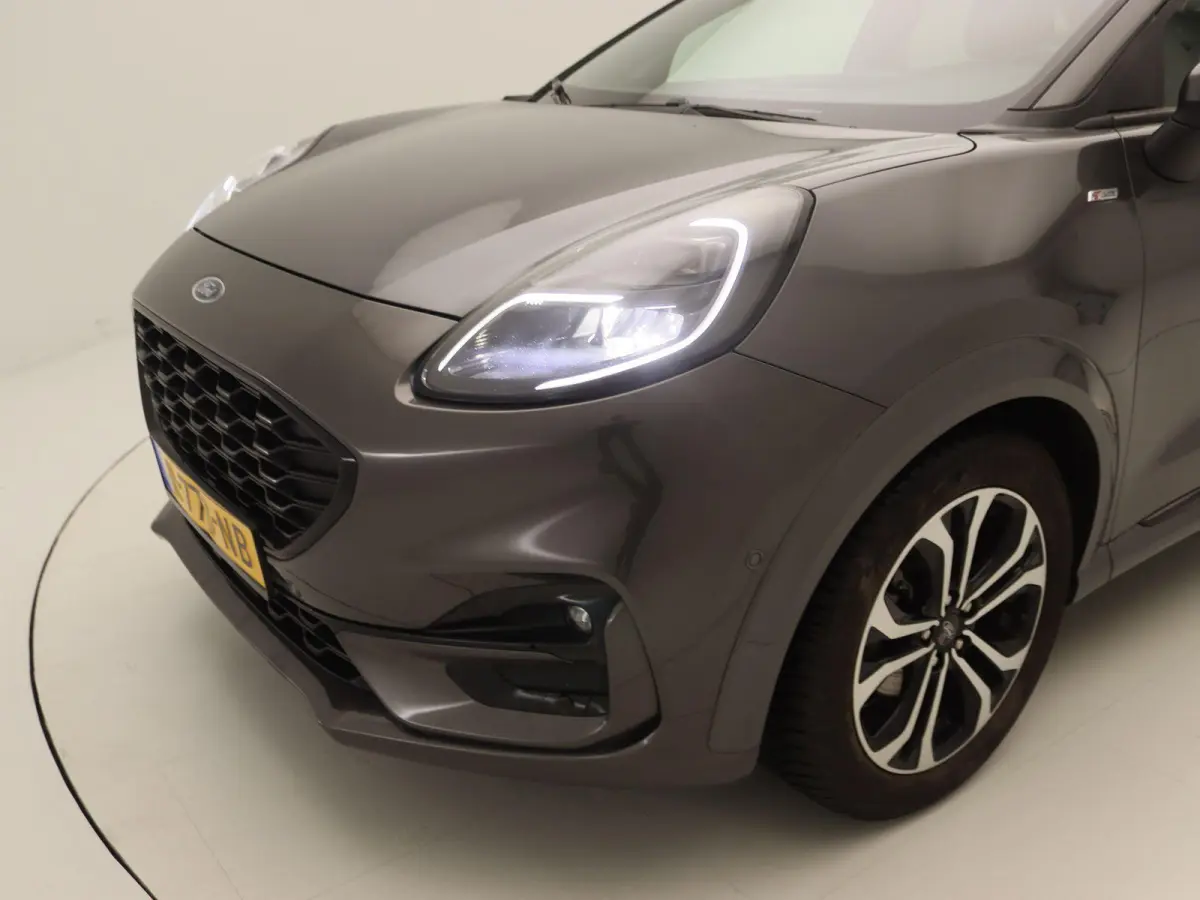 1.0 EcoBoost ST-Line X | Apple Carplay/Android Auto | B&O | Achteruitrijcamera | Winterpakket| Lichtmetalen Velgen |