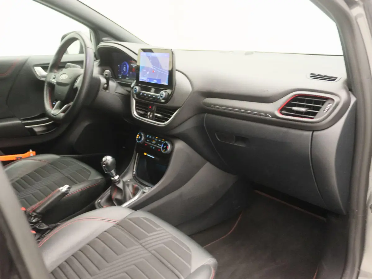 1.0 EcoBoost ST-Line X | Apple Carplay/Android Auto | B&O | Achteruitrijcamera | Winterpakket| Lichtmetalen Velgen |