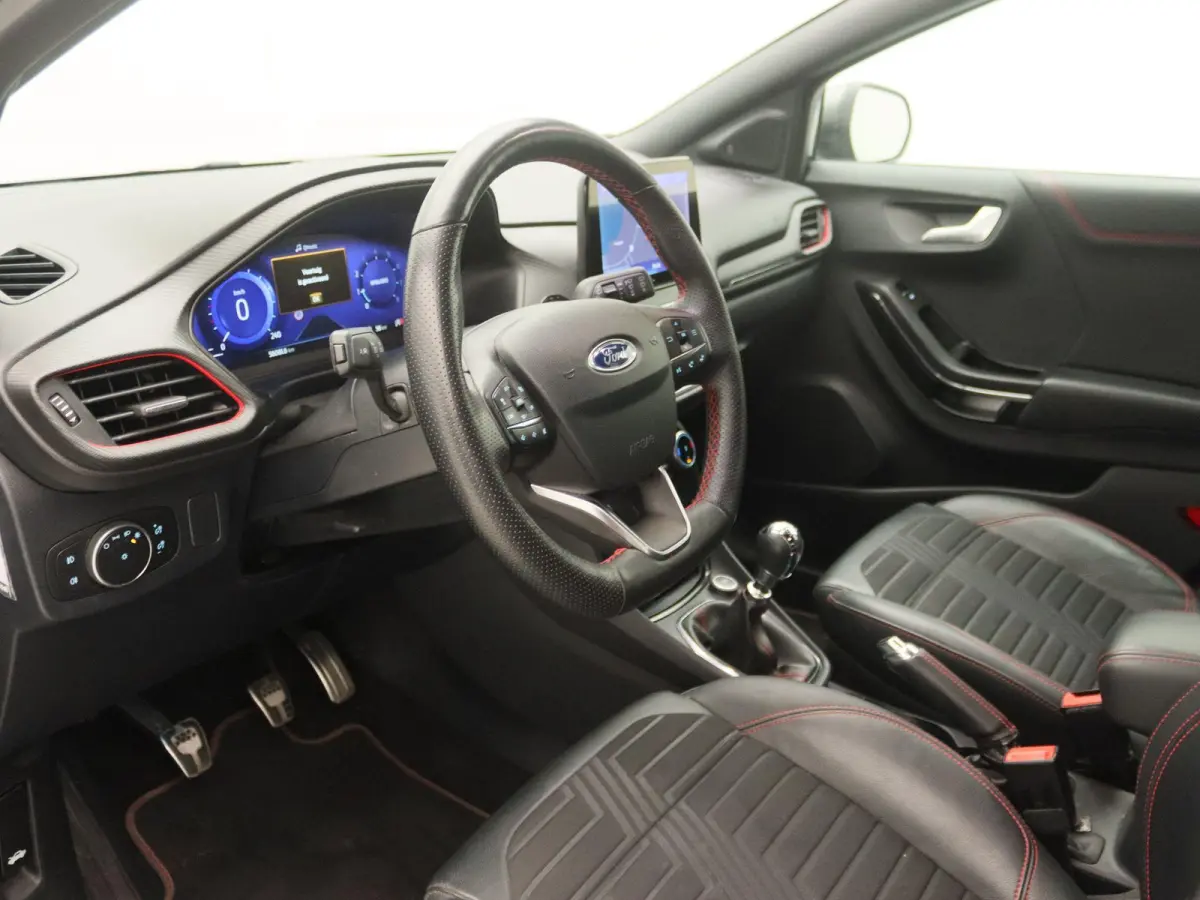 1.0 EcoBoost ST-Line X | Apple Carplay/Android Auto | B&O | Achteruitrijcamera | Winterpakket| Lichtmetalen Velgen |