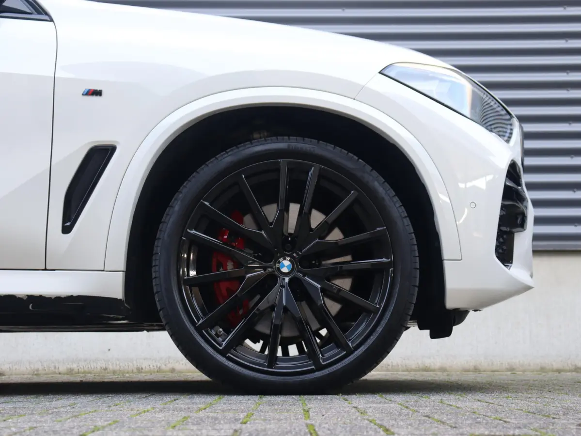 xDrive45e | High Executive | M Sportpakket | Panodak | Head-Up | Parking Assistant Plus | Laserlight | Driving Assistant Prof. | 22'' LMV