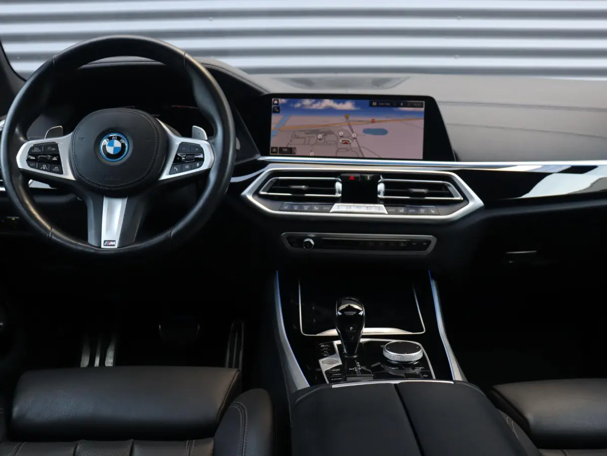 xDrive45e | High Executive | M Sportpakket | Panodak | Head-Up | Parking Assistant Plus | Laserlight | Driving Assistant Prof. | 22'' LMV