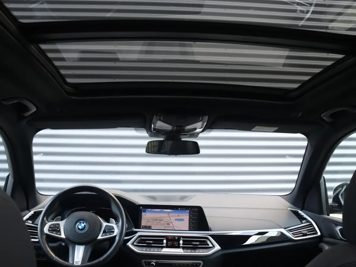 xDrive45e | High Executive | M Sportpakket | Panodak | Head-Up | Parking Assistant Plus | Laserlight | Driving Assistant Prof. | 22'' LMV