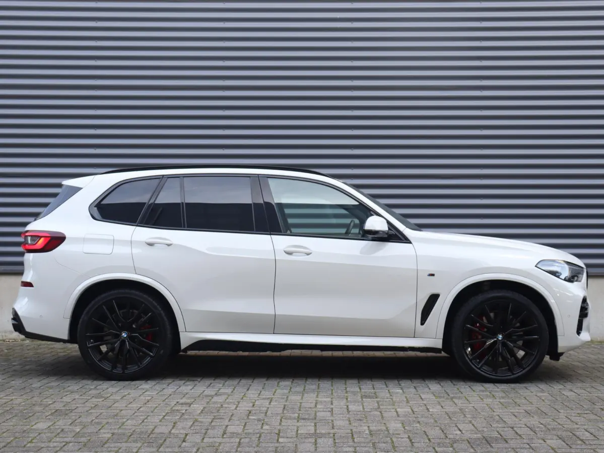 xDrive45e | High Executive | M Sportpakket | Panodak | Head-Up | Parking Assistant Plus | Laserlight | Driving Assistant Prof. | 22'' LMV