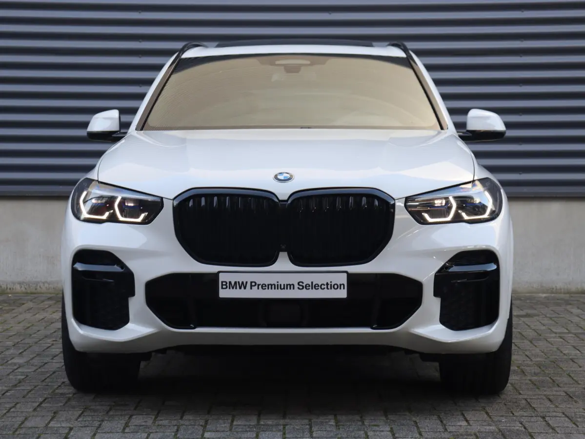 xDrive45e | High Executive | M Sportpakket | Panodak | Head-Up | Parking Assistant Plus | Laserlight | Driving Assistant Prof. | 22'' LMV