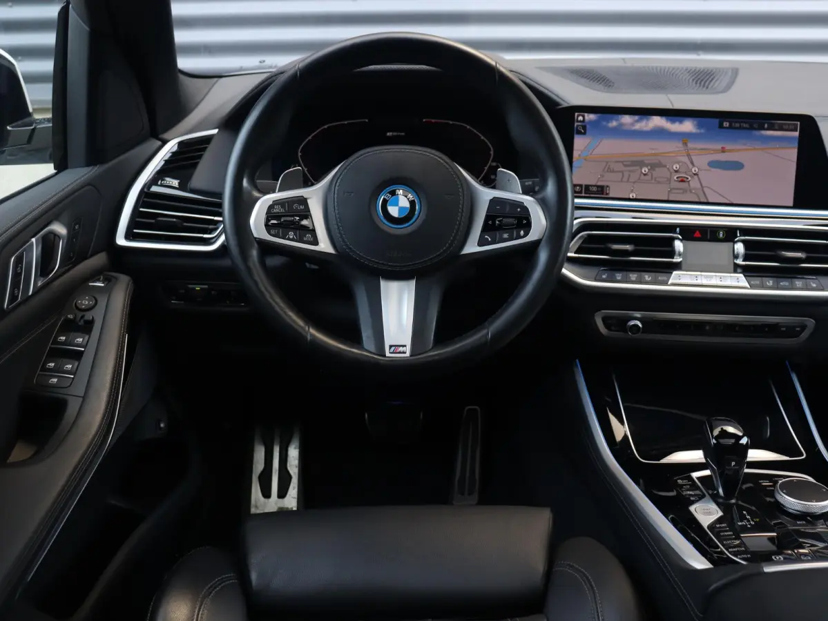 xDrive45e | High Executive | M Sportpakket | Panodak | Head-Up | Parking Assistant Plus | Laserlight | Driving Assistant Prof. | 22'' LMV