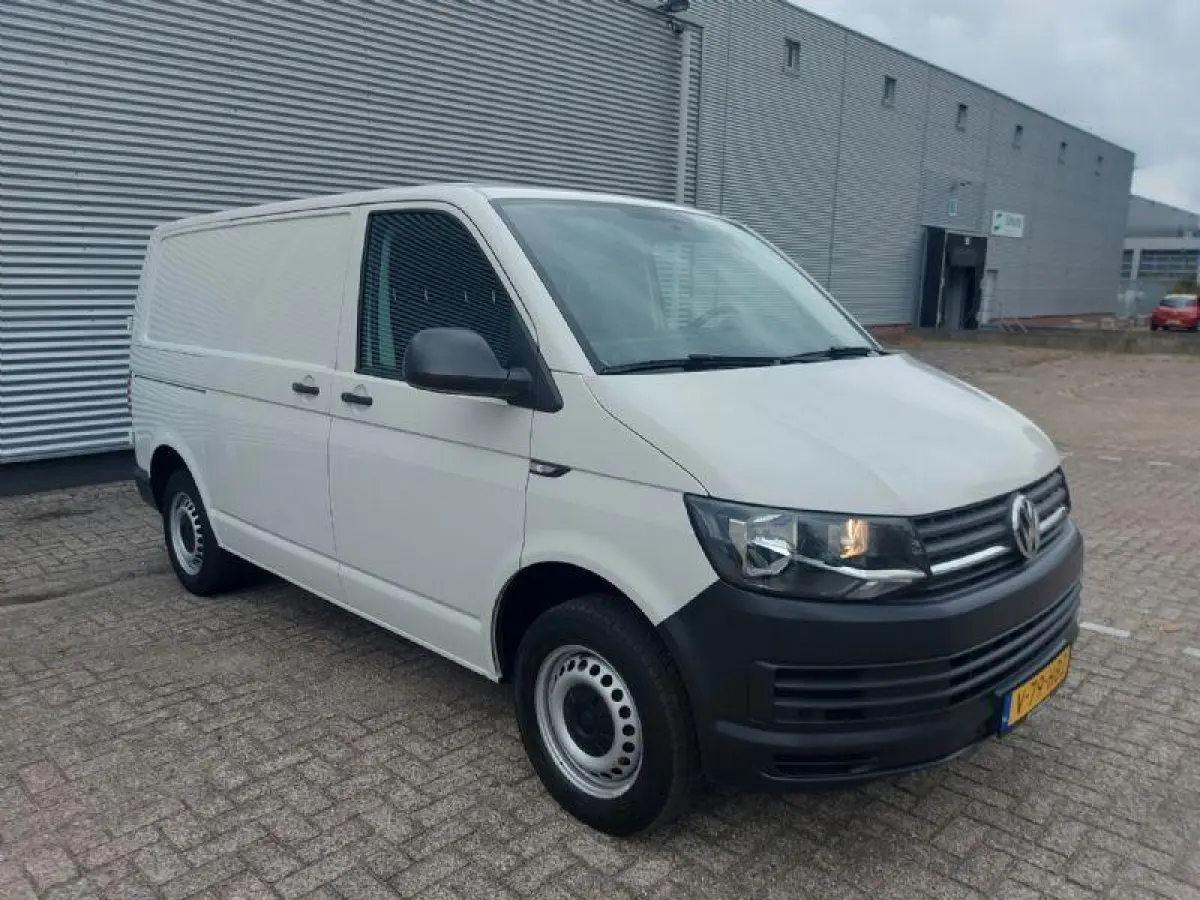 2.0 TDI L1H1 prijs EX btw, airco,trekhaak,parkeersensoren,