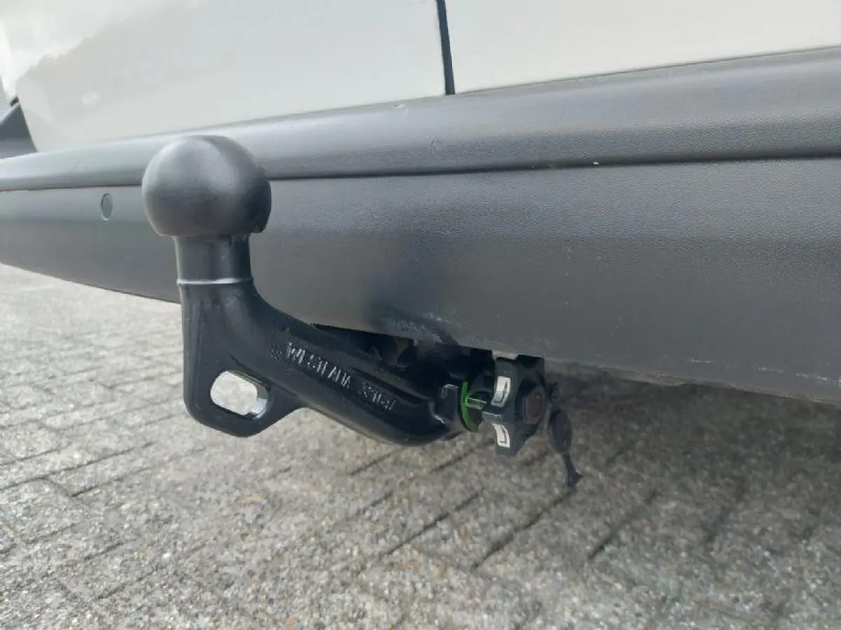 2.0 TDI L1H1 prijs EX btw, airco,trekhaak,parkeersensoren,