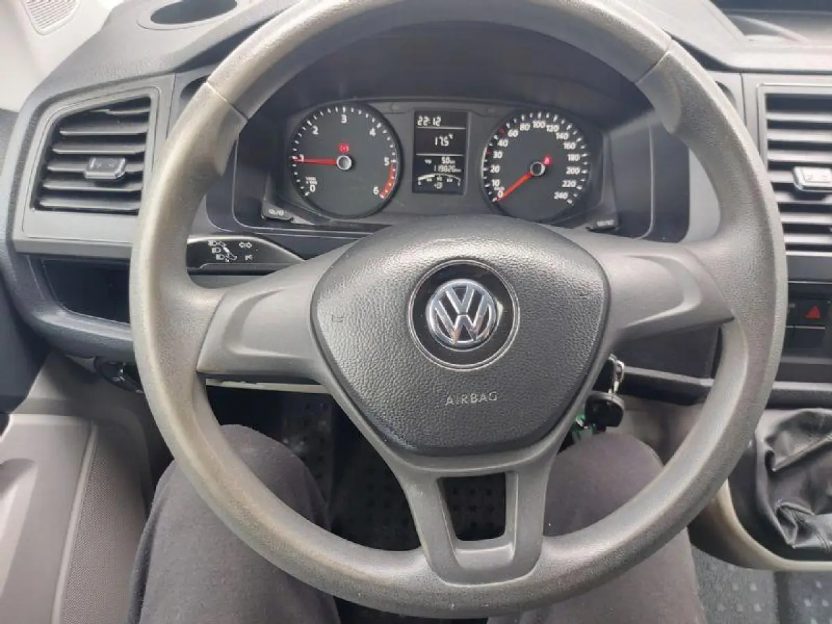 2.0 TDI L1H1 prijs EX btw, airco,trekhaak,parkeersensoren,