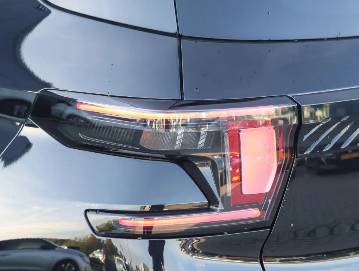 Max 113pk Extended Range 54 kWh Demo deal! | 8 jaar garantie! | Camera | Parkeersensoren | Apple Carplay / Android Auto | Cruise Control | Dodehoek Detectie