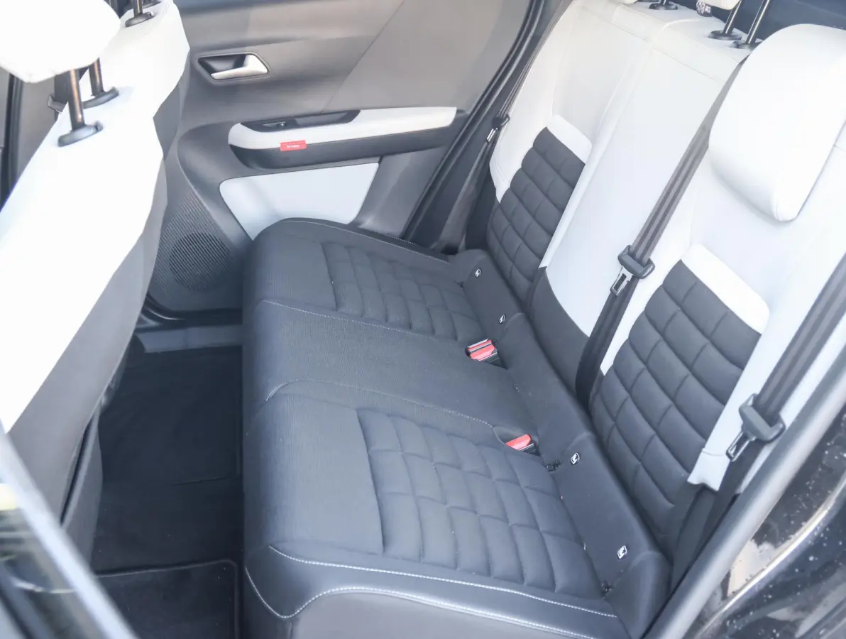 Max 113pk Extended Range 54 kWh Demo deal! | 8 jaar garantie! | Camera | Parkeersensoren | Apple Carplay / Android Auto | Cruise Control | Dodehoek Detectie