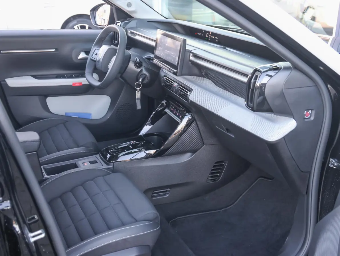 Max 113pk Extended Range 54 kWh Demo deal! | 8 jaar garantie! | Camera | Parkeersensoren | Apple Carplay / Android Auto | Cruise Control | Dodehoek Detectie