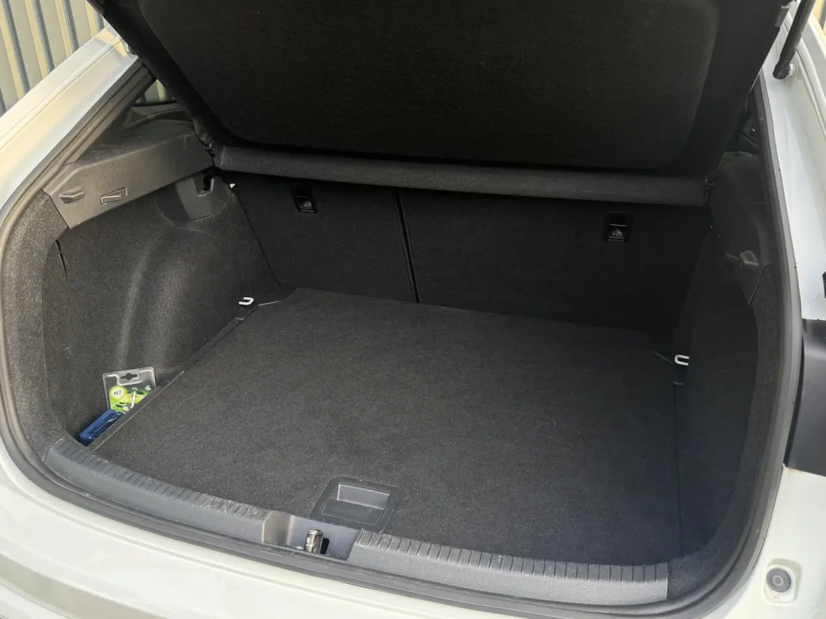 1.5 TSI 150 pk R-Line IQ Lights, Keyless, Dealeronderhouden