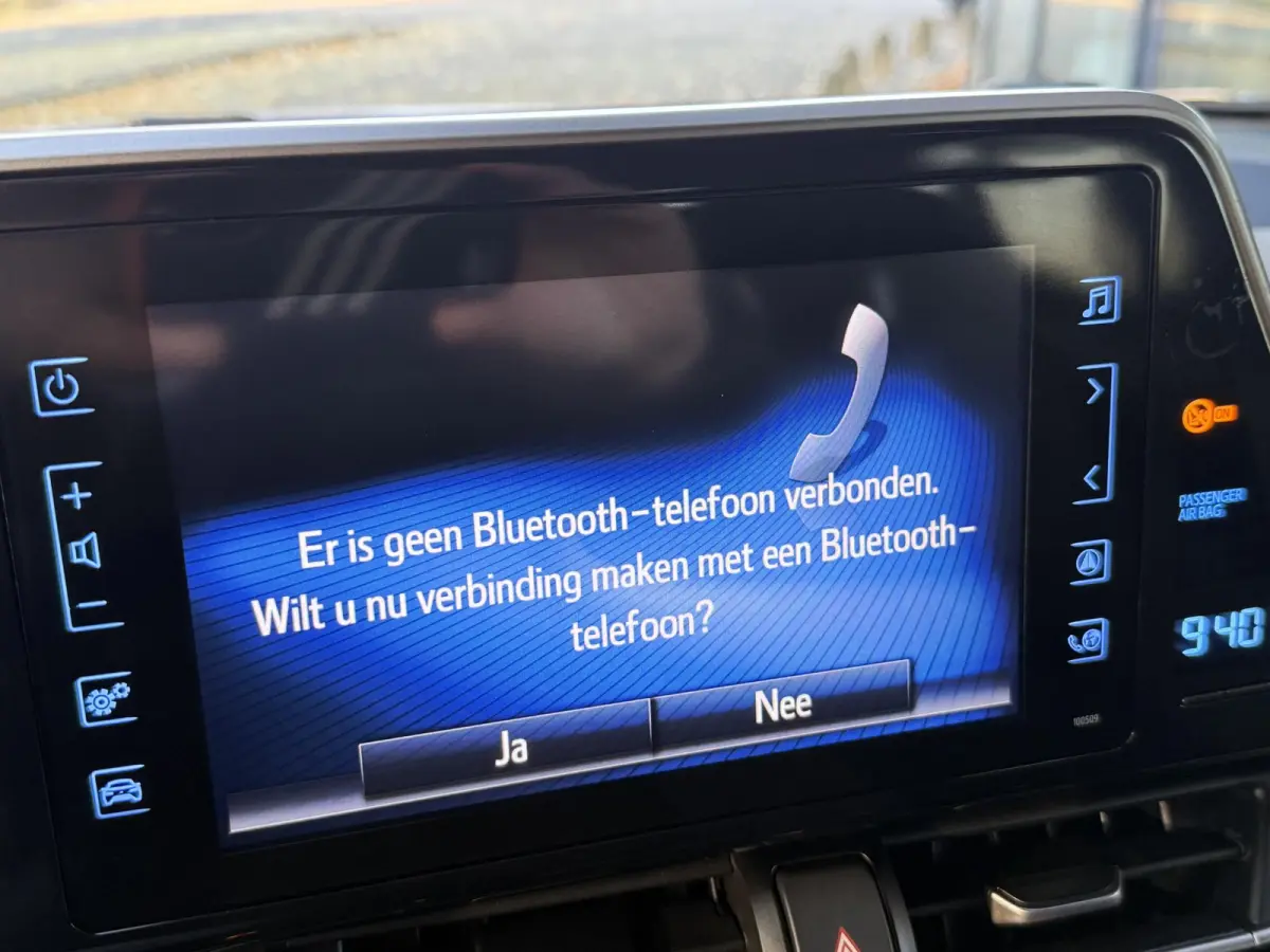 1.8 Hybrid Executive | Navigatie | Climate Control | Stoelverwarming | Cruise Control | Licht metalen velgen
