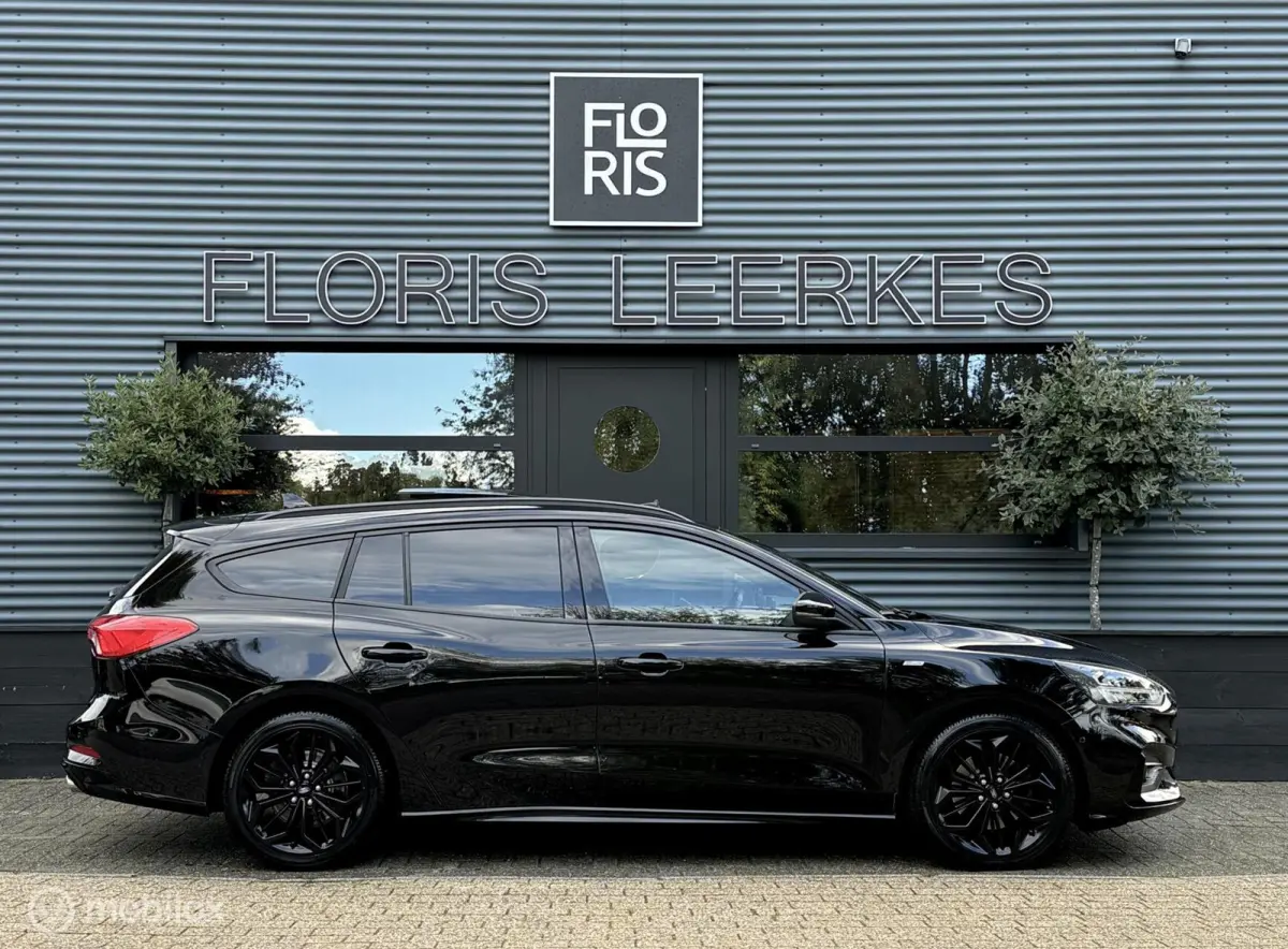 1.0 EcoBoost | ST Line | Panorama dak | Led