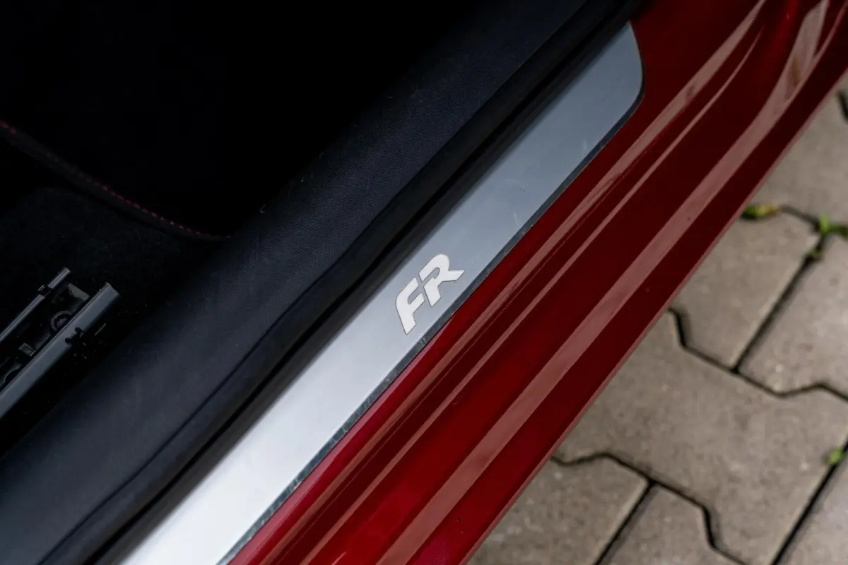 1.4 TSI eHybrid PHEV FR *Pano* ACC* Camera* Vol*
