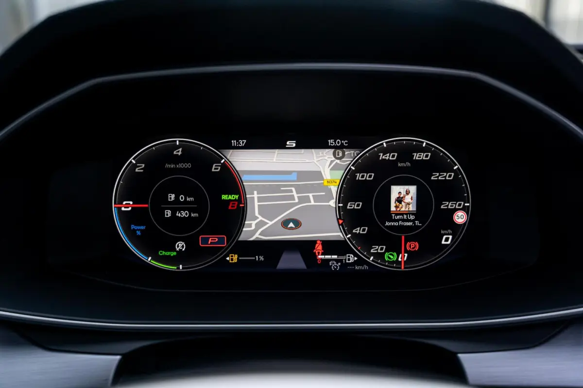 1.4 TSI eHybrid PHEV FR *Pano* ACC* Camera* Vol*