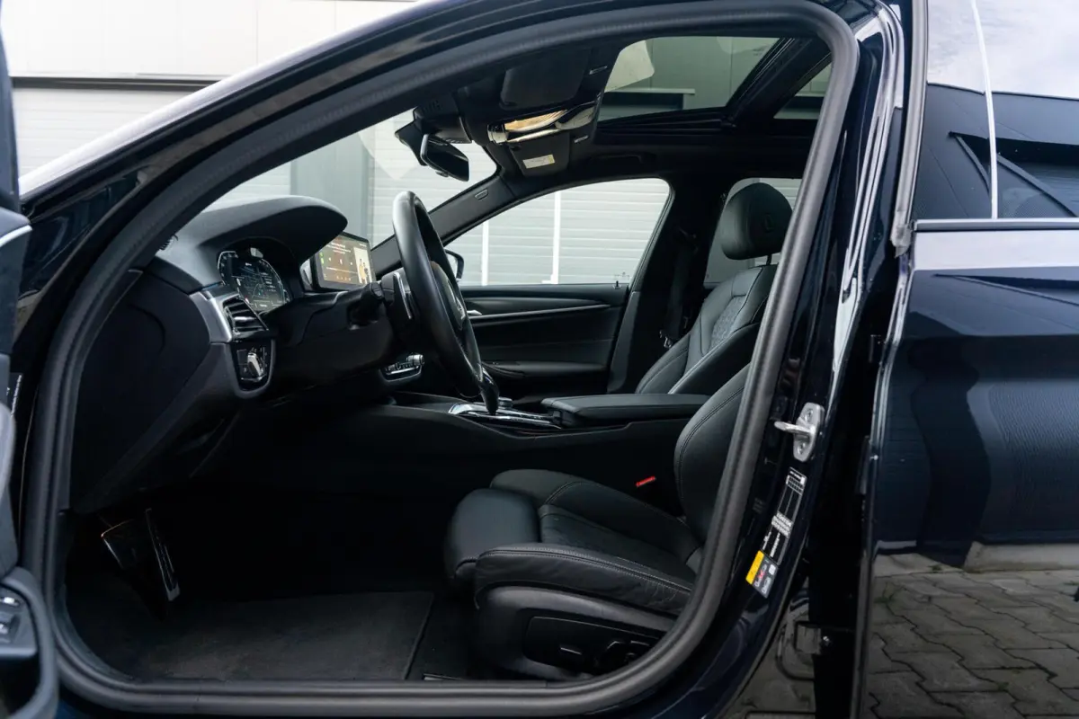 530e M-Sport *Pano *ACC* Vol* Dealer onderhoud*