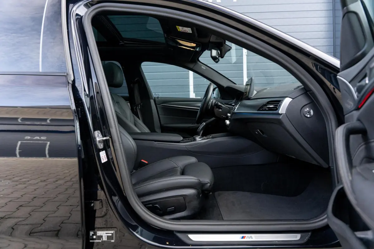 530e M-Sport *Pano *ACC* Vol* Dealer onderhoud*