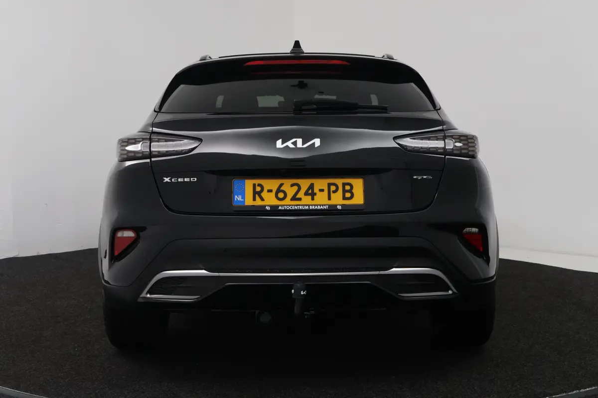 1.5 T-GDi GT-Line First Edition (PANORAMADAK, TREKHAAK AFNEEMBAAR, CAMERA, STUUR-/STOELVERWAMRING)