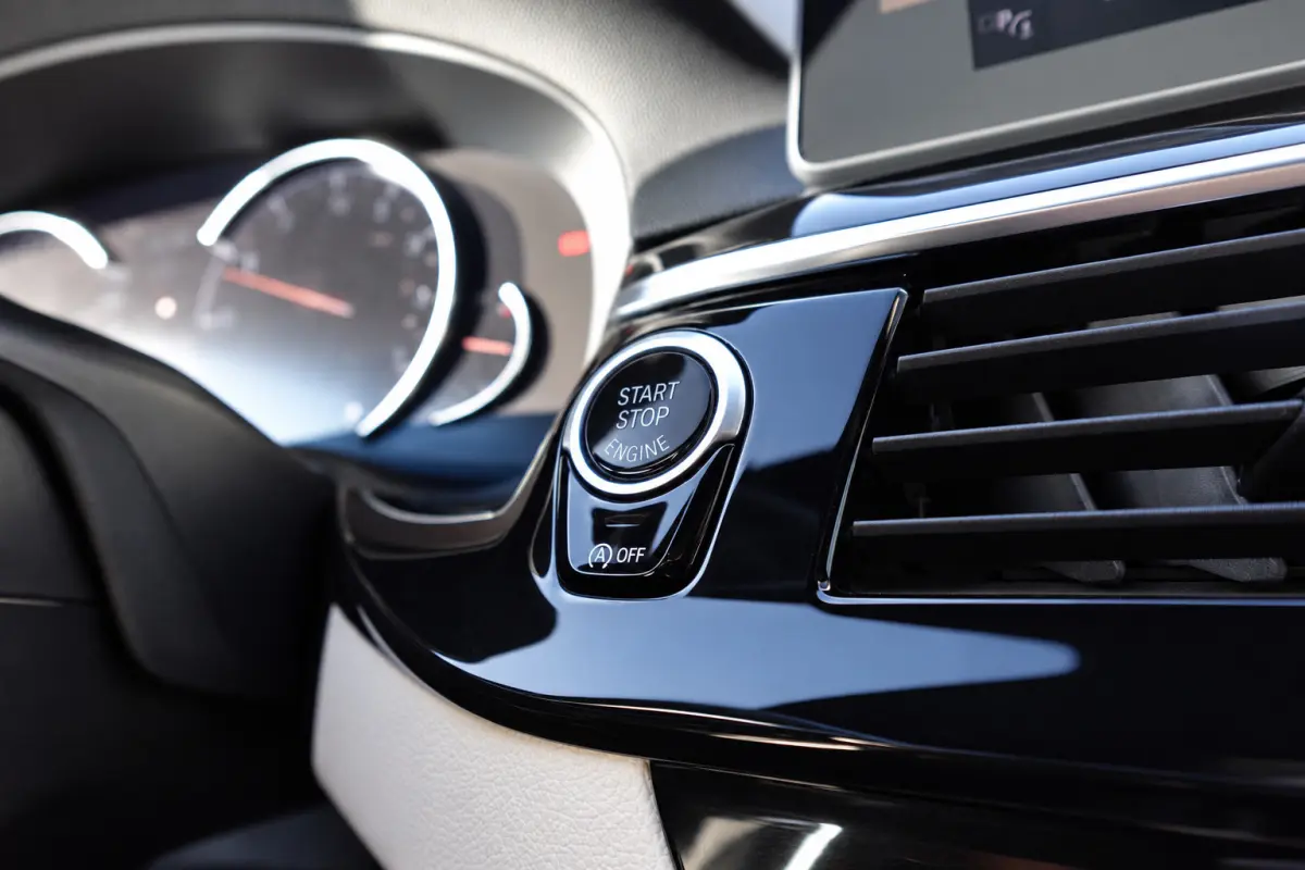 M550i xDrive PANO HUD HARMAN VOL