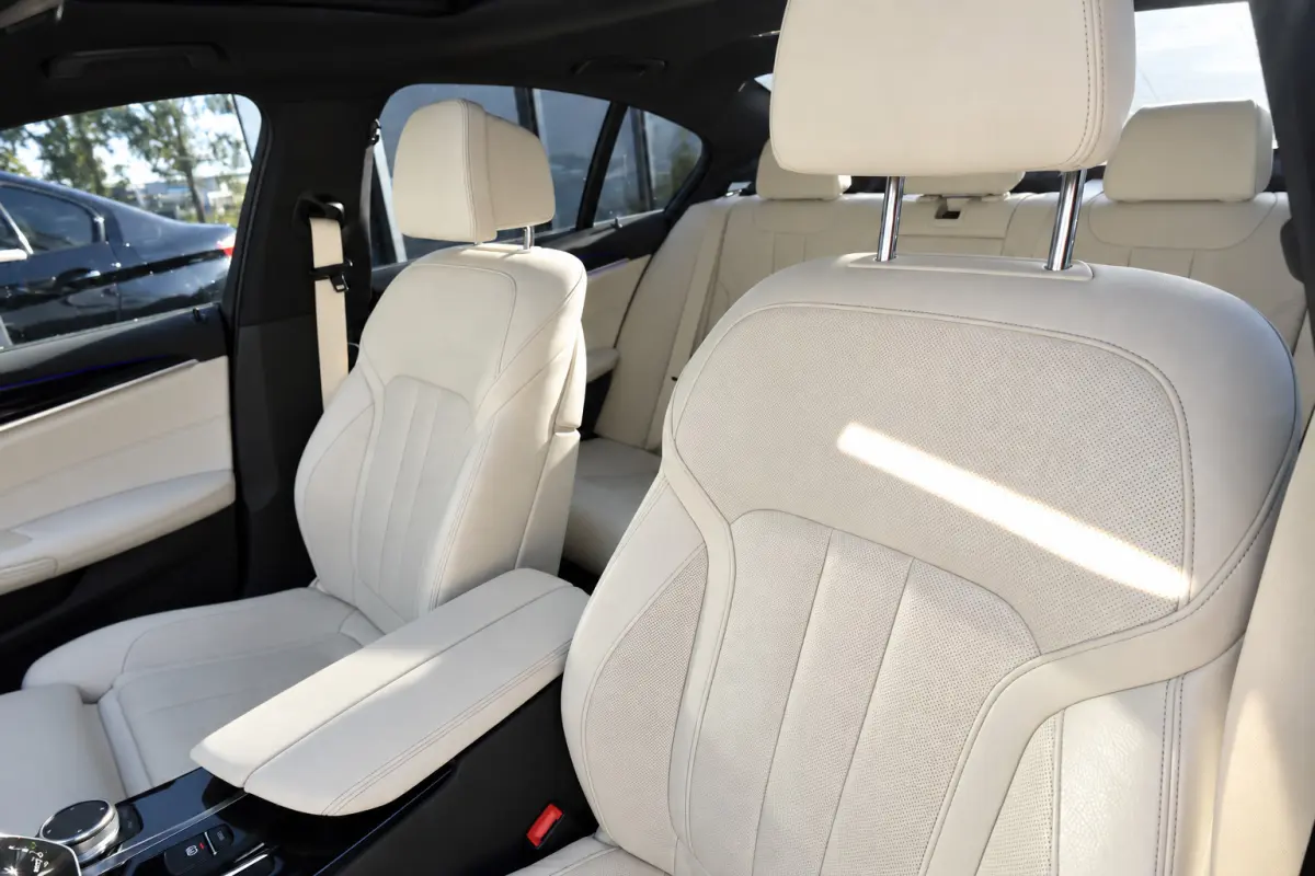 M550i xDrive PANO HUD HARMAN VOL