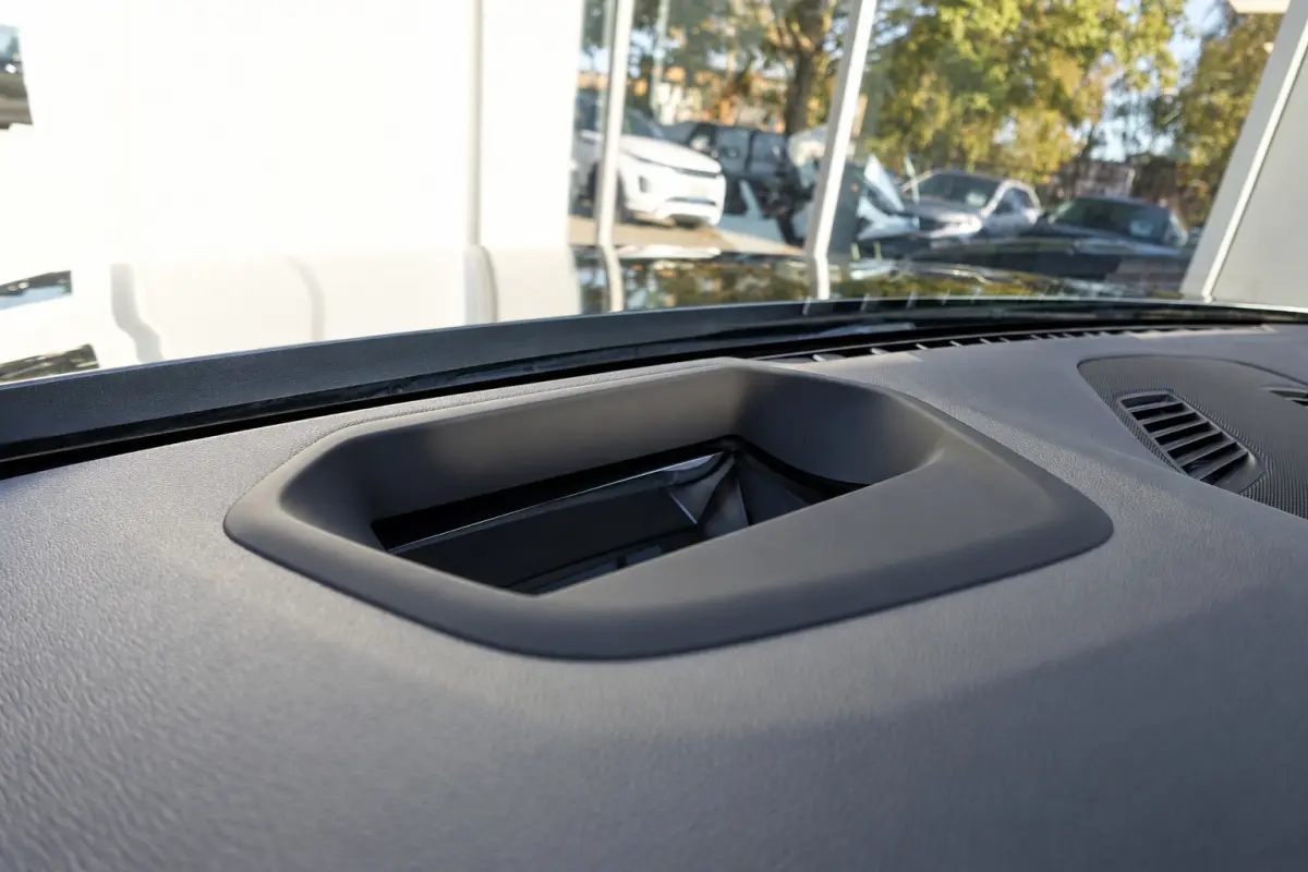 M550i xDrive PANO HUD HARMAN VOL