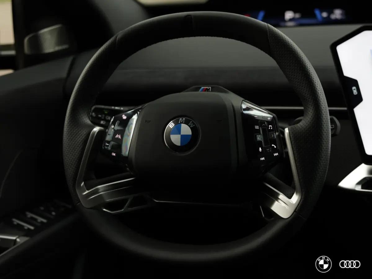 50 xDrive M SPORT PRO 113 kWh / PANO / HIGHWAY ASS / MASSAGE STOEL / HEAD UP / TREKHAAK / 21"