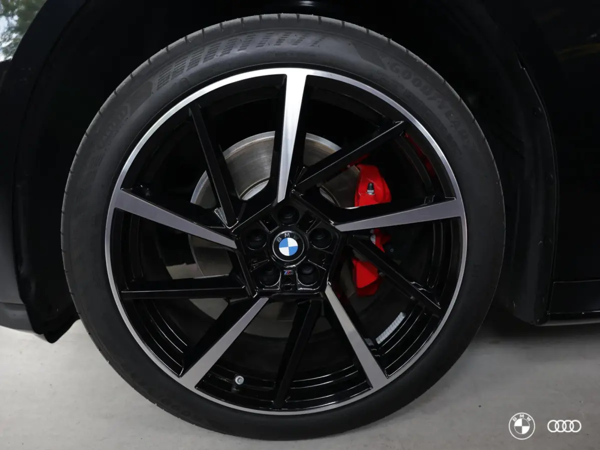 50 xDrive M SPORT PRO 113 kWh / PANO / HIGHWAY ASS / MASSAGE STOEL / HEAD UP / TREKHAAK / 21"