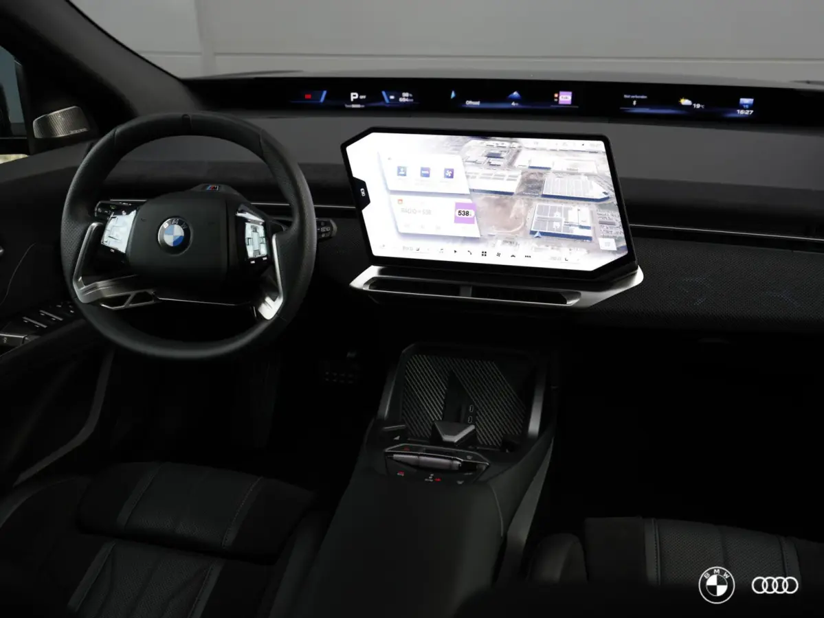50 xDrive M SPORT PRO 113 kWh / PANO / HIGHWAY ASS / MASSAGE STOEL / HEAD UP / TREKHAAK / 21"