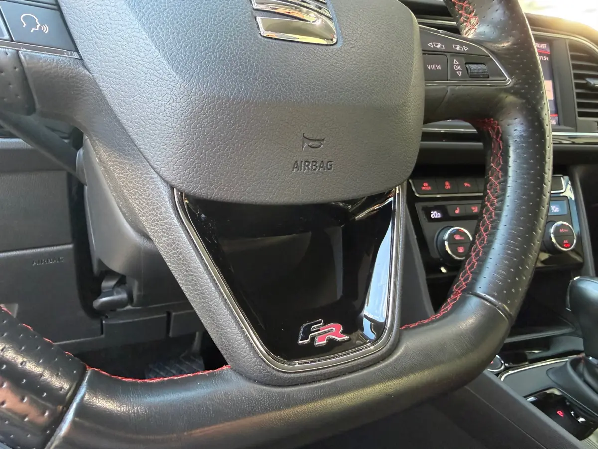 1.5 TSI FR Ultimate Edition Black Sky | Virtual | Keyless | Full LED | Ambient | Camera | Clima |
