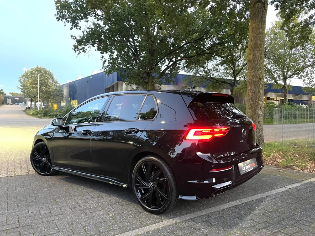 1.5 TSI R-Line Black Style/ Cam/ H&K/ Keyless/ IQ/ 18''LMV/ CarPlay