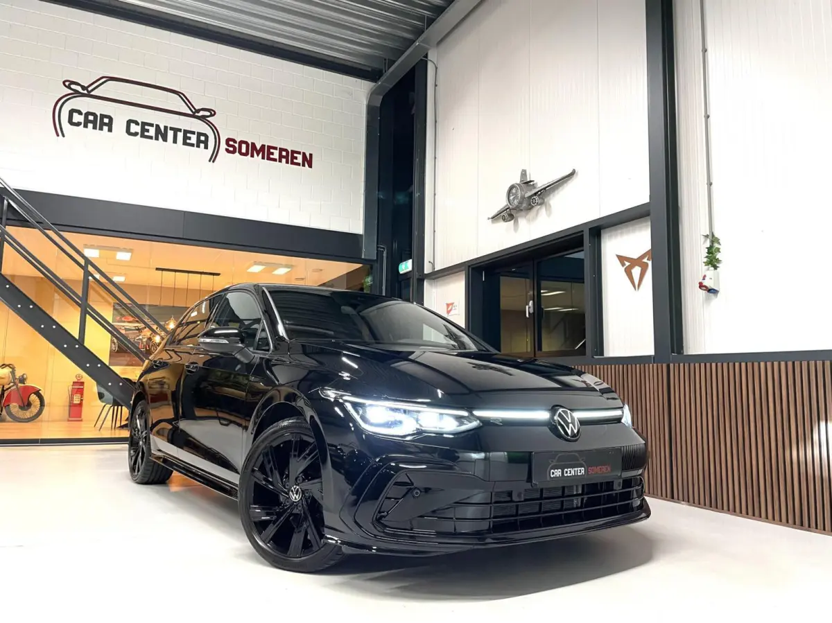 1.5 TSI R-Line Black Style/ Cam/ H&K/ Keyless/ IQ/ 18''LMV/ CarPlay