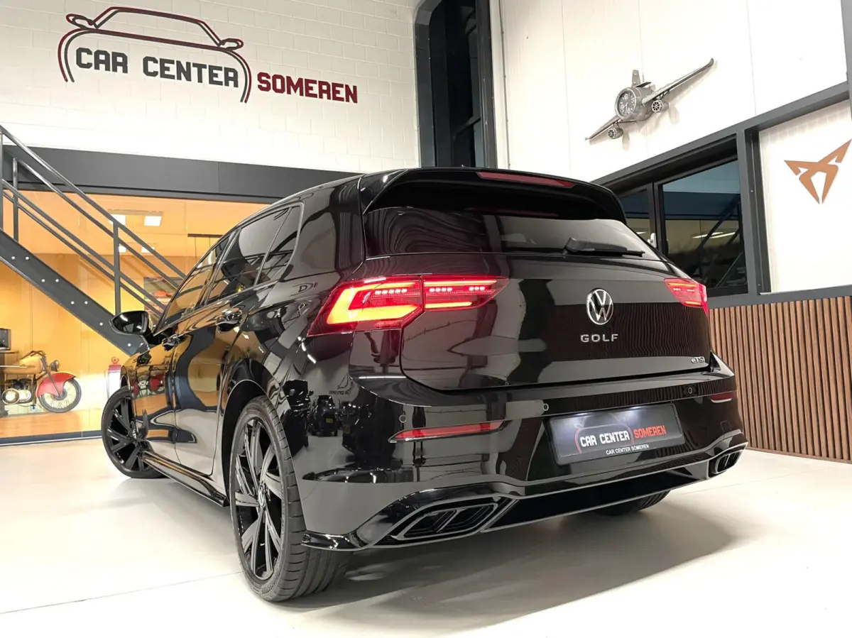 1.5 TSI R-Line Black Style/ Cam/ H&K/ Keyless/ IQ/ 18''LMV/ CarPlay